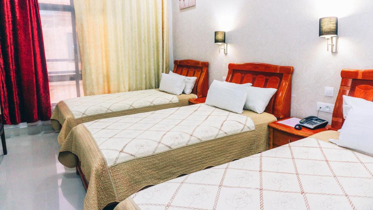 Hotel Atenas Tétouan Eksteriør bilde